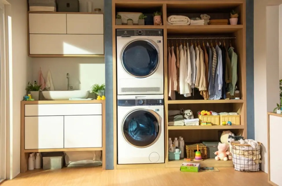 9. Know how to store your clothes