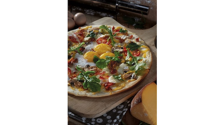 4-Cheese-Breakfast-Pizza.jpg