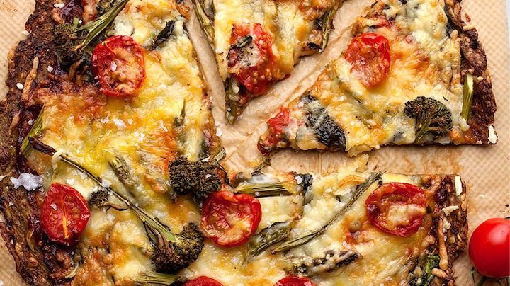 Veggie Kale & Quinoa Pizza