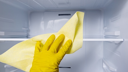 When is the Right Time to Clean Your Refrigerator?