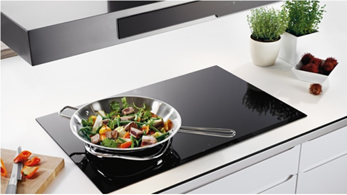 Kompor induksi tanam UltimateTaste 300 dengan 4 tungku 60cm