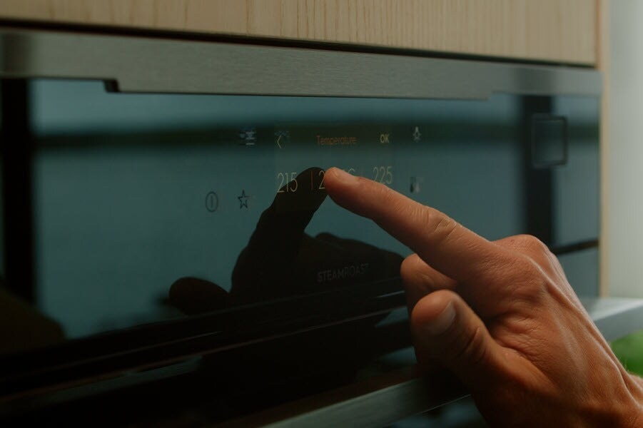 How to preheat your oven