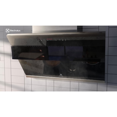 90cm UltimateTaste 700 slope extractor hood